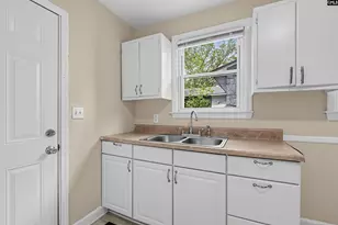 1413 Dahlia Rd, Columbia, SC 29205 - Photo 15