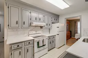 2413 Bendemeer Dr, Columbia, SC 29209 - Photo 9