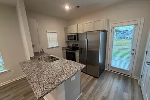 174 Laurinton Farms Dr, Hopkins, SC 29061 - Photo 5