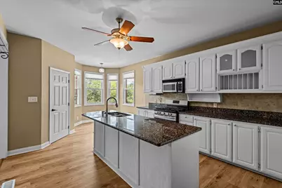 201 Bramblewood Circle, West Columbia, SC 29172 - Photo 7