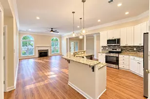 100 Bennington Cir, Columbia, SC 29229 - Photo 5