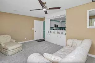 1031 Wisteria Dr, West Columbia, SC 29169 - Photo 15
