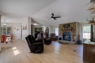 209 College St W, Bethune, SC 29009 - Photo 5