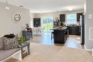 1051 Lake Village Dr, Columbia, SC 29229 - Photo 5