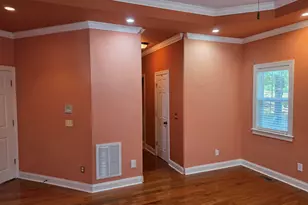 329 Garvey Cir, Columbia, SC 29203 - Photo 9