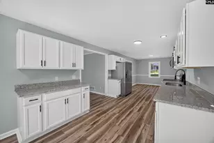 10 Beacon Hill Rd, Columbia, SC 29210 - Photo 15