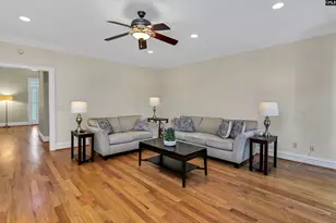 100 High Hampton Dr, Columbia, SC 29209 - Photo 17