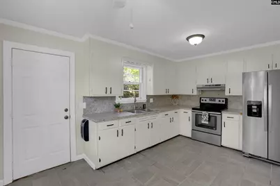 2704 Haynes Lane, Cayce, SC 29033 - Photo 7