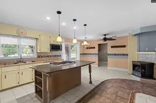 1802 Pine St, West Columbia, SC 29170 - Photo 11