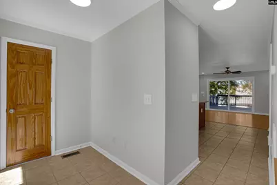 301 Harbor Heights Drive 17D, Lexington, SC 29072 - Photo 3