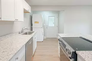 172 Whiteside Cir, West Columbia, SC 29169 - Photo 15