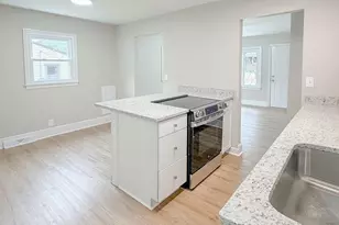172 Whiteside Cir, West Columbia, SC 29169 - Photo 11