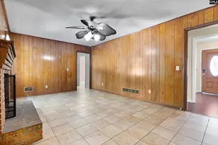6723 Valleybrook Rd, Columbia, SC 29206 - Photo 7