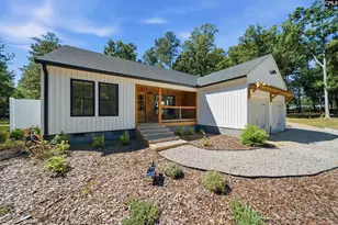 180 Persimmon Dr, Saluda, SC 29138 - Photo 7