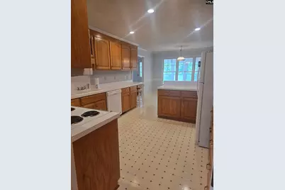 1242 Fredericksburg Drive S, Lugoff, SC 29078 - Photo 5