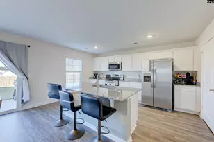 1005 Silver Arctic Wy, Hopkins, SC 29061 - Photo 3