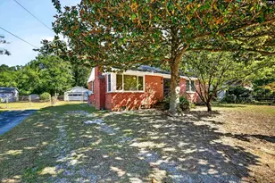 1732 Sunnyside Dr, Cayce, SC 29033 - Photo 3