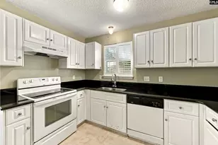 1141 Parliament Lake Dr, Columbia, SC 29223 - Photo 11