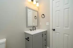2211 Lee St, Columbia, SC 29205 - Photo 31