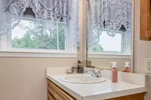220 St Mark Dr, West Columbia, SC 29169 - Photo 19