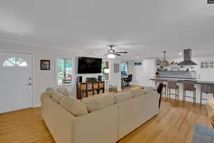 901 Riverview Dr, West Columbia, SC 29169 - Photo 5