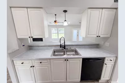 305 Pebble Creek Court, West Columbia, SC 29170 - Photo 9