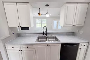 305 Pebble Creek Ct, West Columbia, SC 29170 - Photo 9