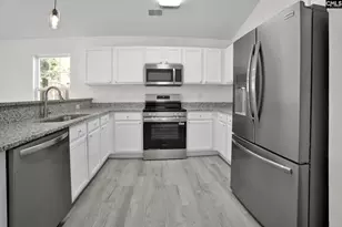 231 Hunters Mill Dr, West Columbia, SC 29170 - Photo 9