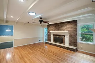 325 Hempsted Rd, Columbia, SC 29210 - Photo 9