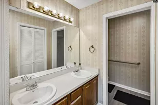 422 Edgewater Ln, West Columbia, SC 29169 - Photo 13