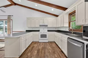 2154 Mohawk Dr, Camden, SC 29020 - Photo 9