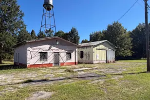 113 Anderson St, Eastover, SC 29044 - Photo 1