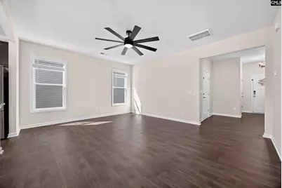 1034 Crescent Moon Loop, Hopkins, SC 29061 - Photo 5