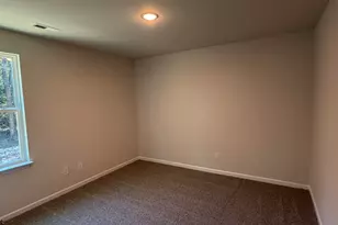 630 Milligan St, Newberry, SC 29108 - Photo 9