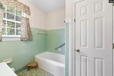 900 Naples Avenue, Cayce, SC 29033 - Photo 17