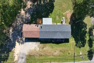 434 Blacksgate E, Prosperity, SC 29127 - Photo 3
