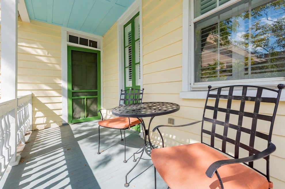 84 Vanderhorst St, Charleston SC 29403-6120 exterior