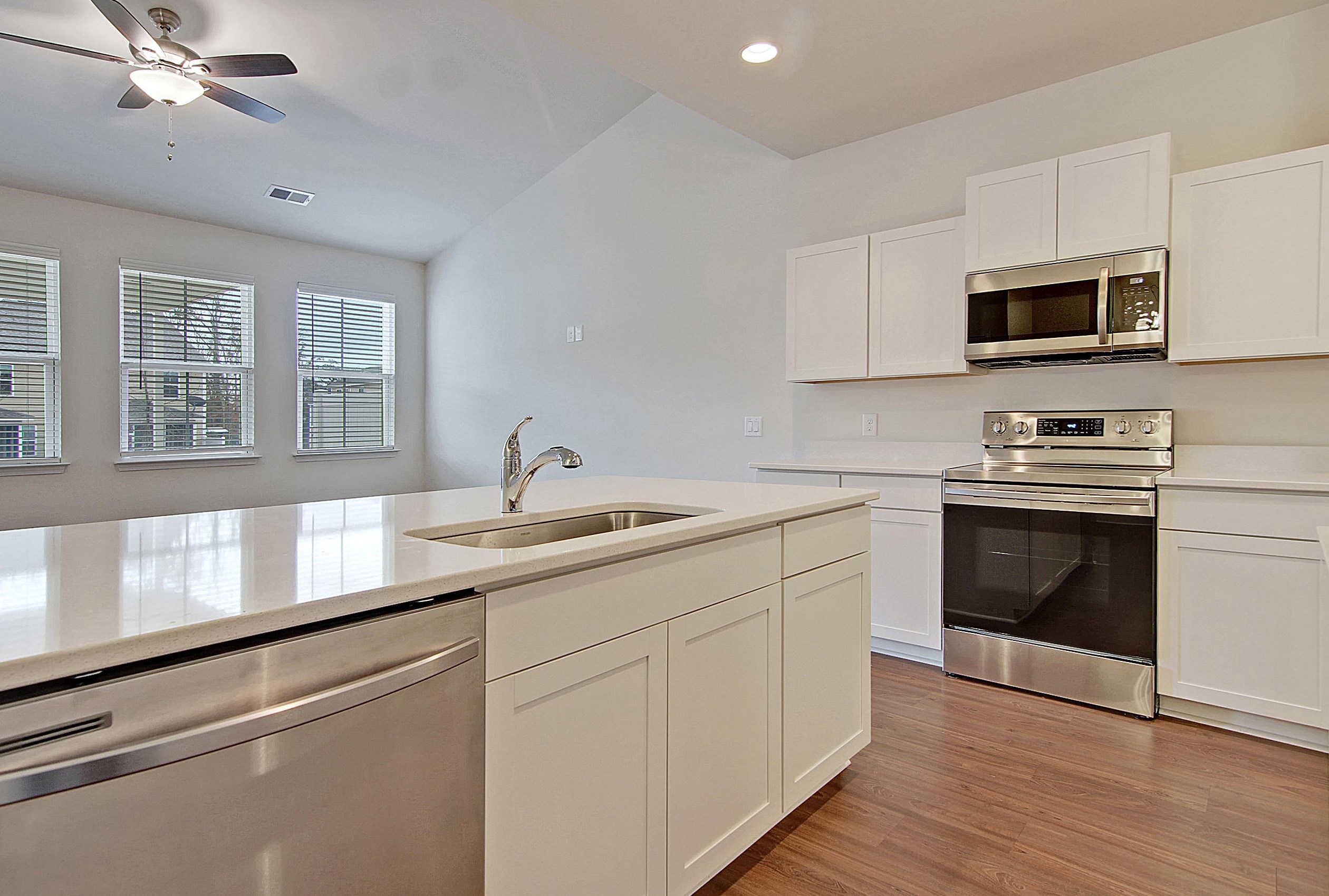 7754 Montview Rd, Charleston SC  29418 exterior