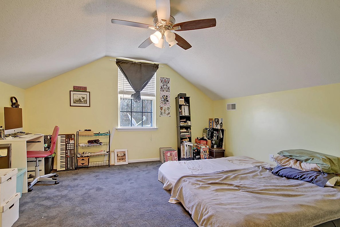 343 Briarbend Rd, Charleston SC  29445-7778 exterior