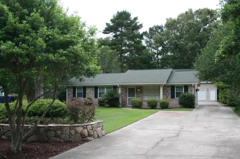 2026 Dogwood Rd, Charleston SC  29414-5906 exterior