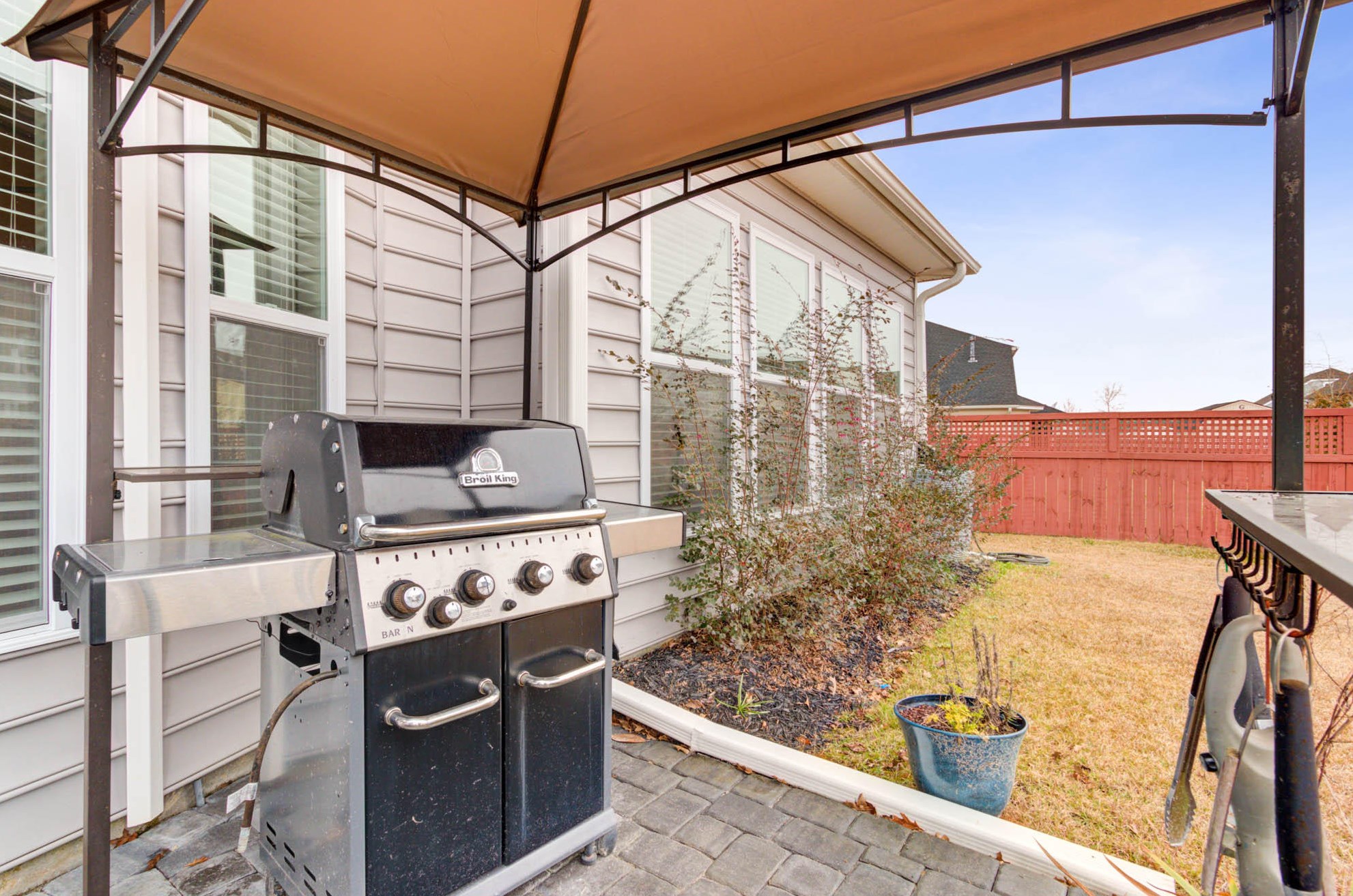 310 Fox Ridge Ln, Moncks Corner SC  29461-6719 exterior