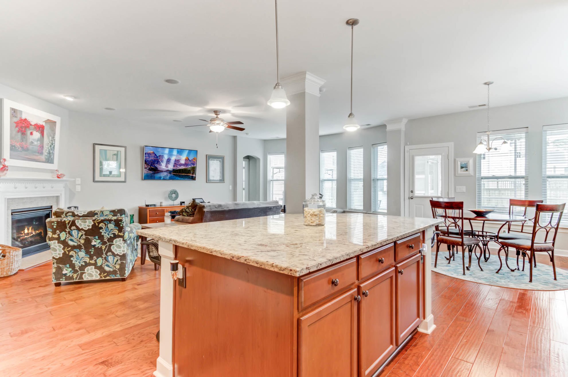 310 Fox Ridge Ln, Moncks Corner SC  29461-6719 exterior