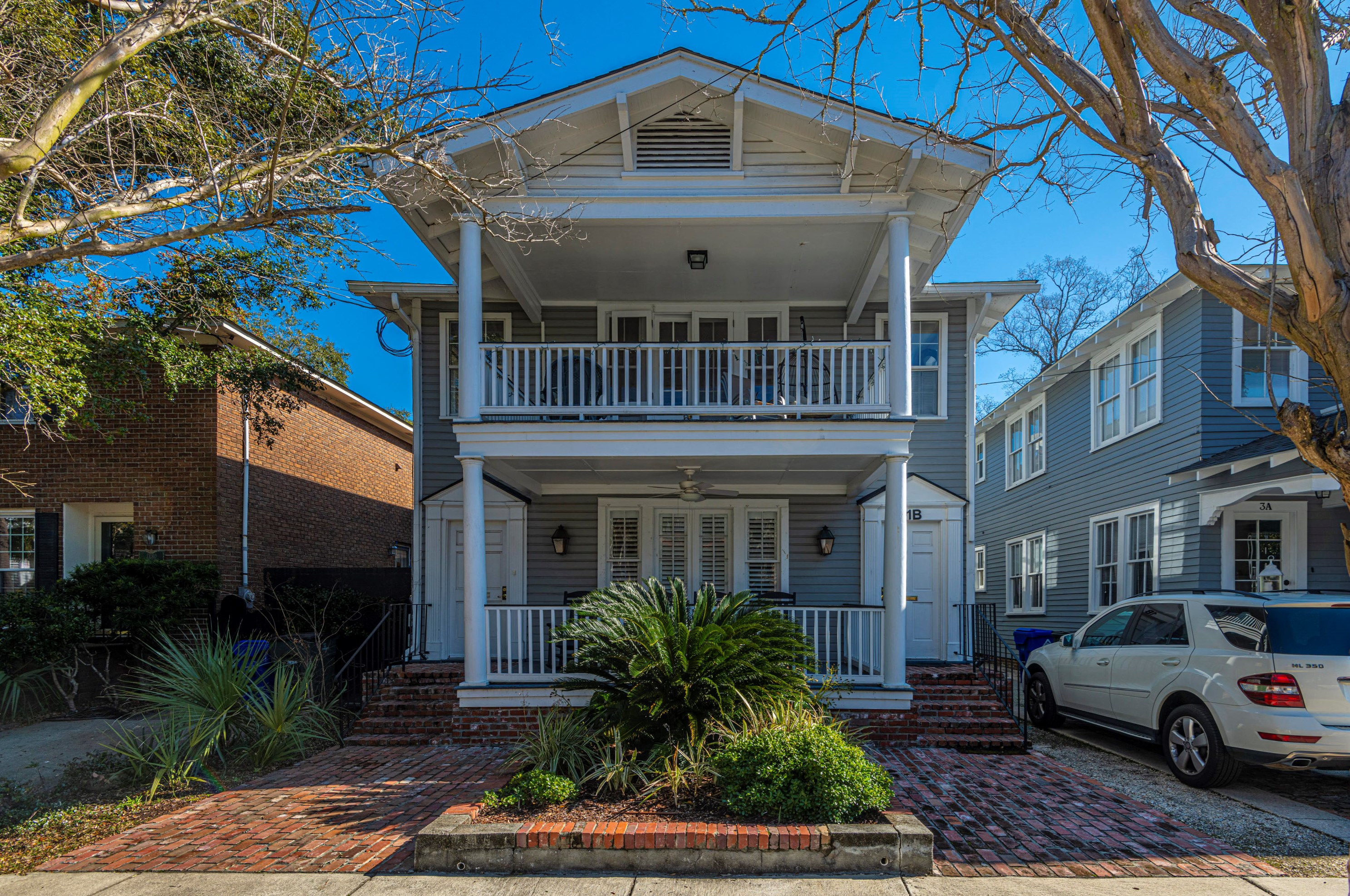 1 Rutledge Blvd, Charleston SC  29401-1829 exterior