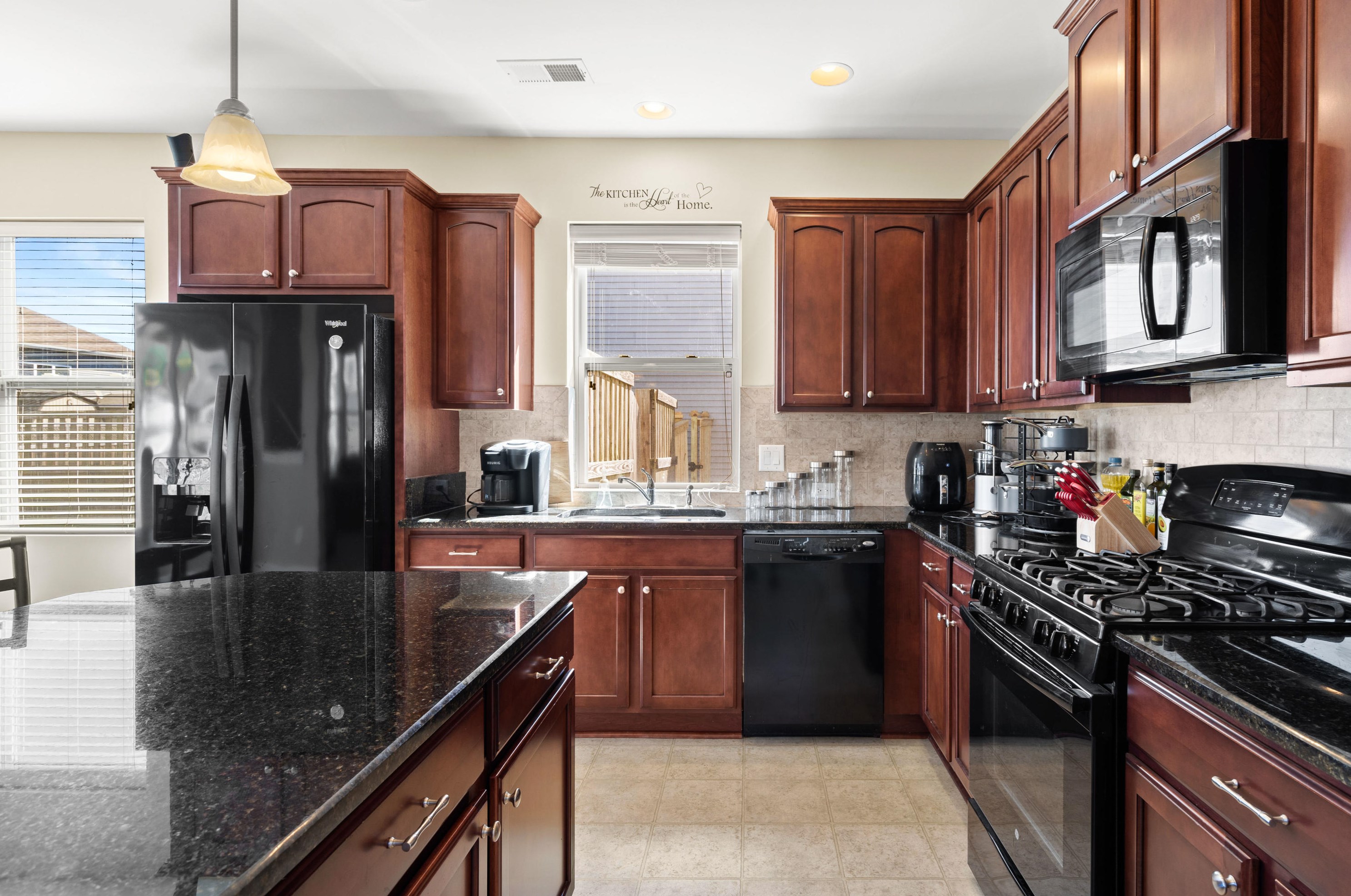354 Fox Ridge Ln, Moncks Corner SC  29461-6719 exterior