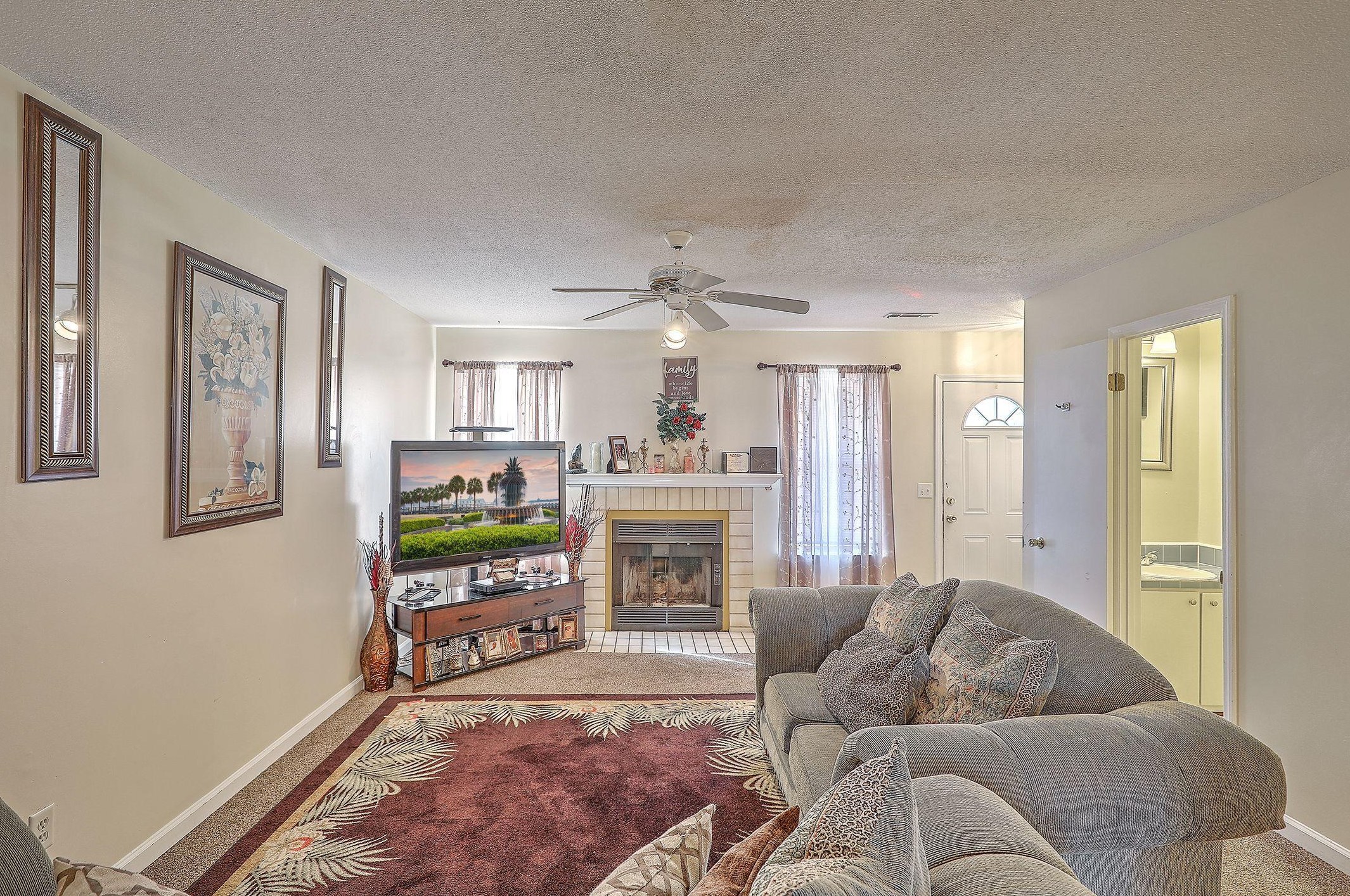 198 Pineshadow Dr, Charleston SC  29445-4683 exterior