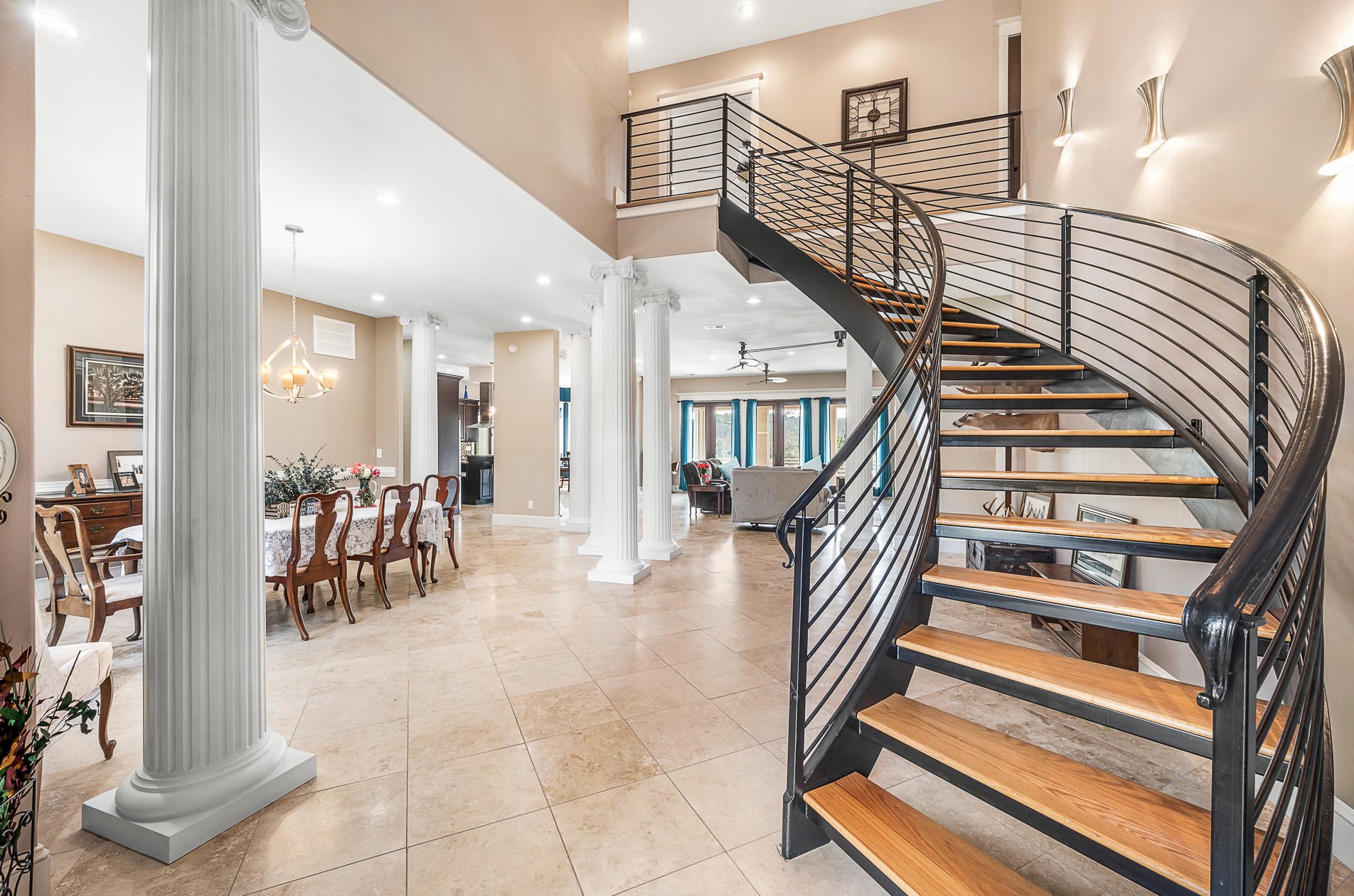 288 Chester Ln, Cottageville, SC 29435