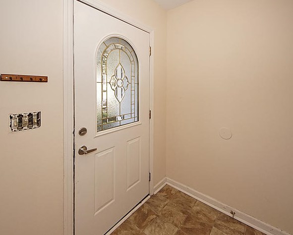 27 Paddlecreek Ave, Charleston SC  29412-2584 exterior