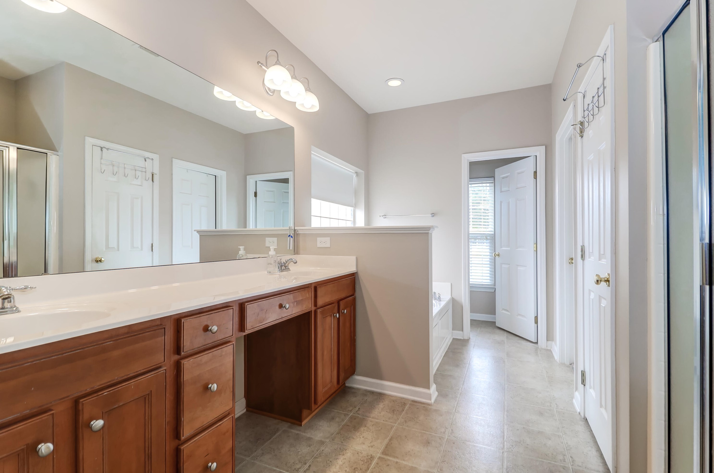 450 Sycamore Shade St, Charleston SC  29414-9199 exterior