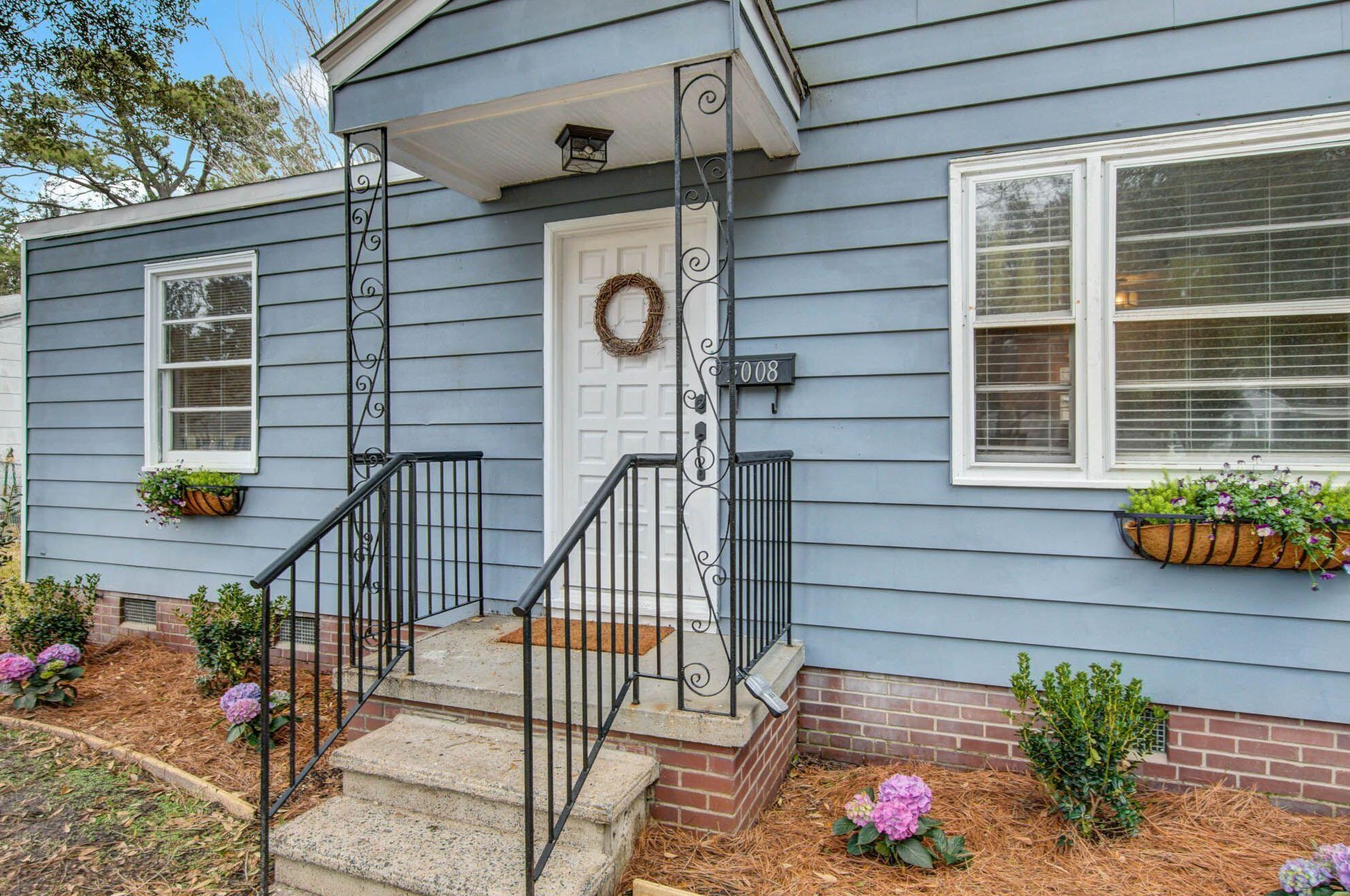 5008 Converse St, Charleston SC  29405-4330 exterior