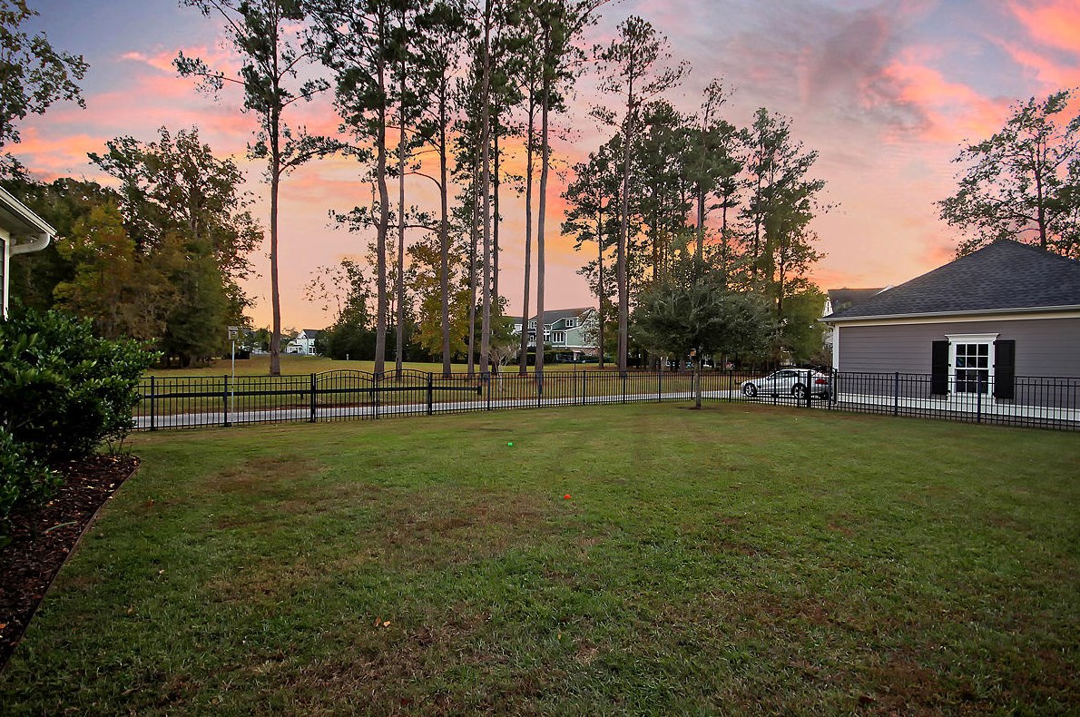 1154 Ayers Plantation Way, Mount Pleasant SC  29466-8588 exterior